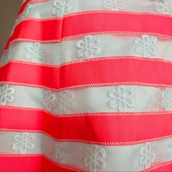 Lilly Pulitzer dress - Picture 4 of 10
